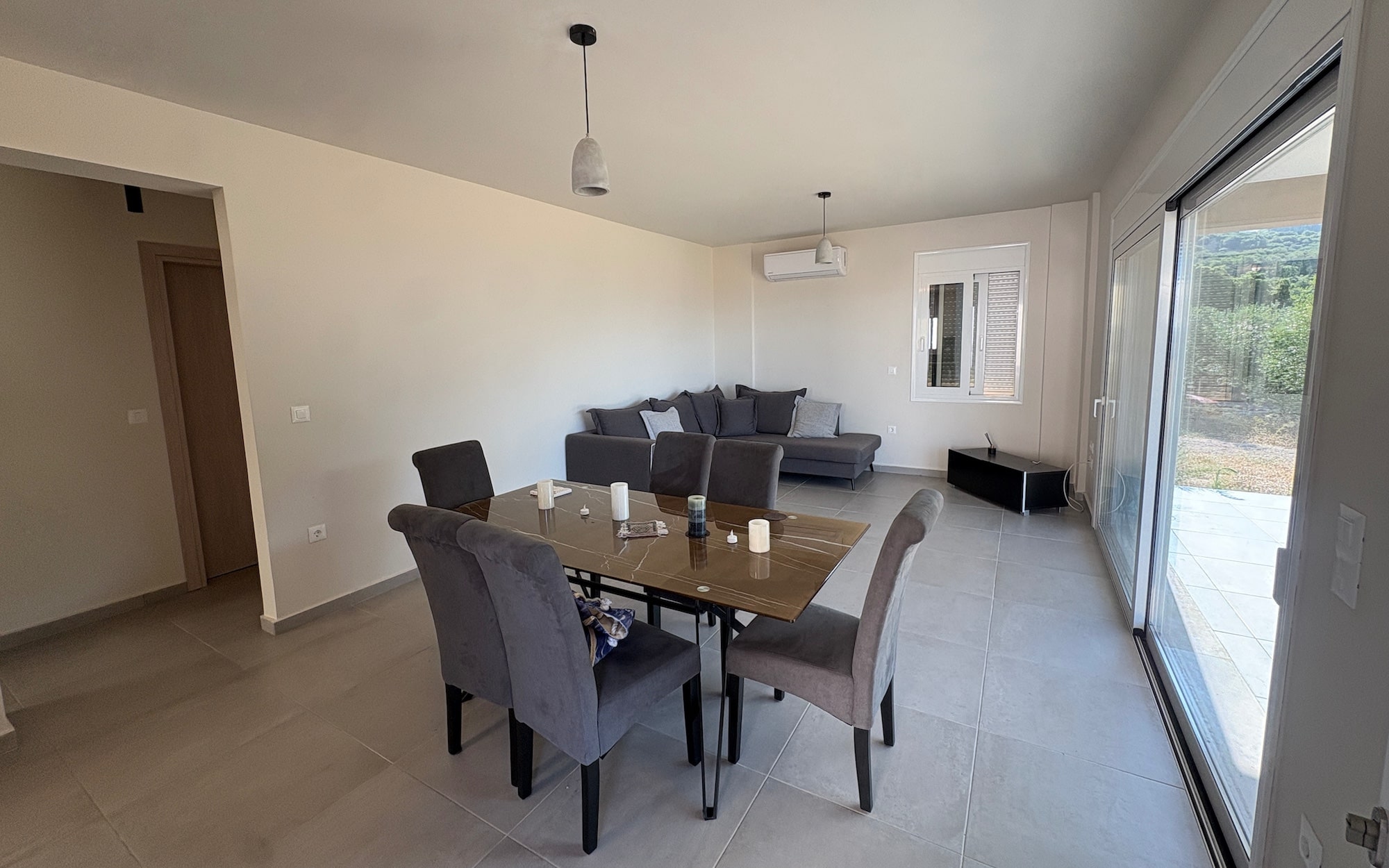 Dilinata Exceptional Residence Near Completion With Sea Views