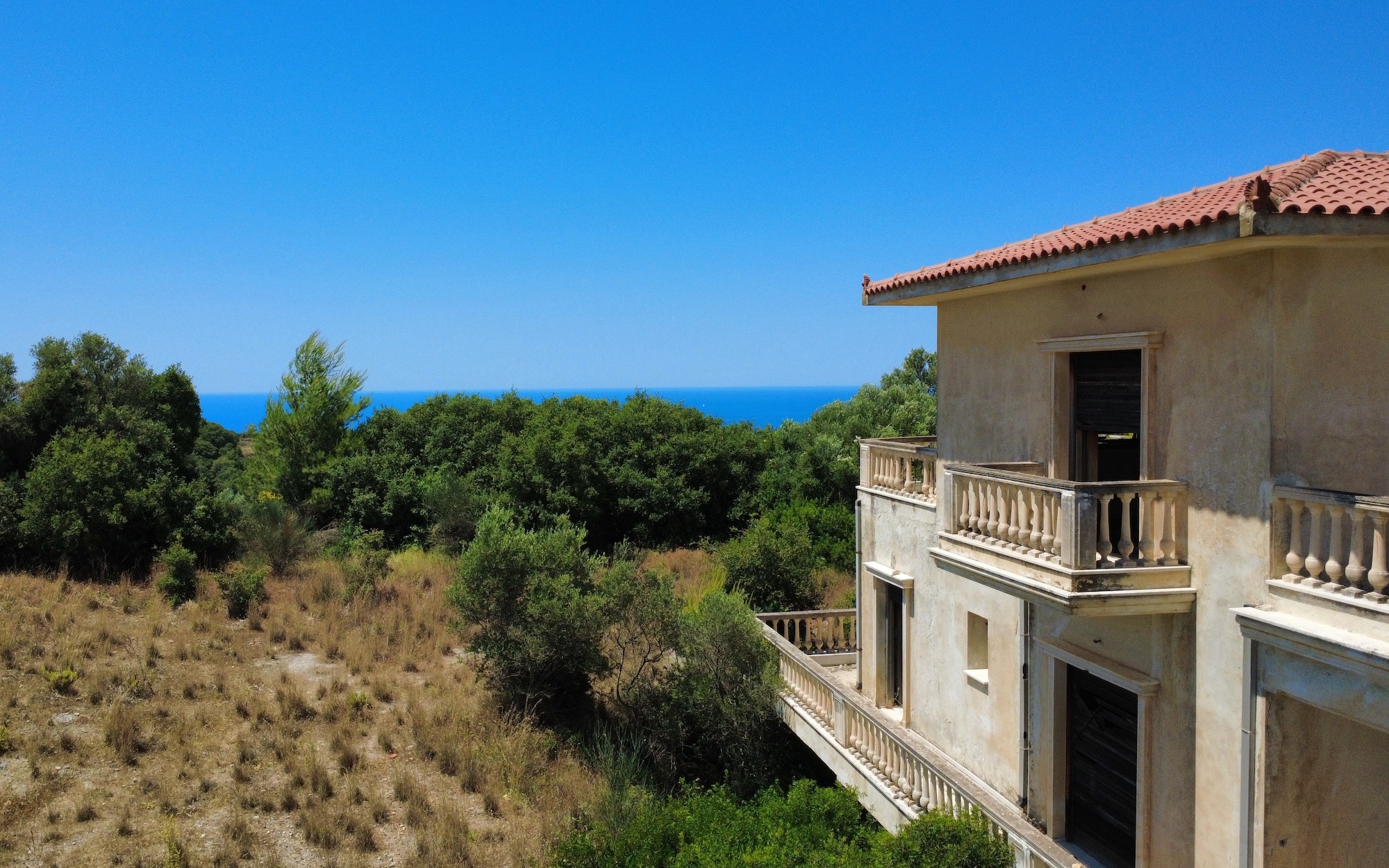Livathos Exquisite Estate Renovation Project