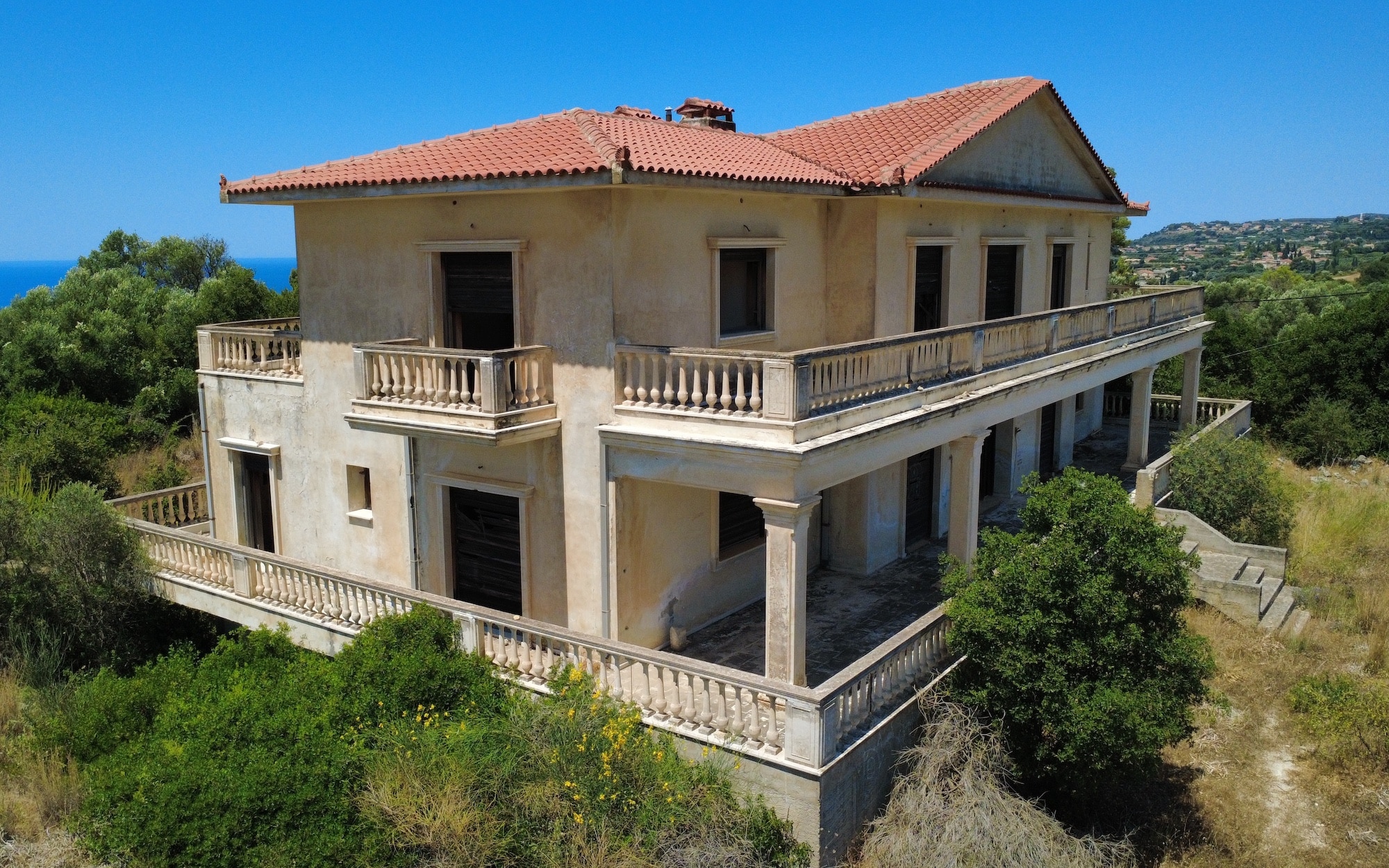 Livathos Exquisite Estate Renovation Project