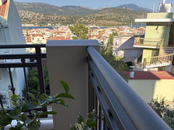 Exclusive Bay View Apartment in Argostoli