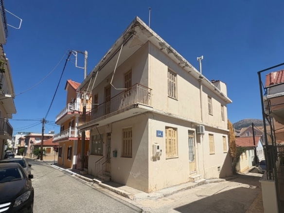 Argostoli Prime Central Building – Exceptional Redevelopment Opportunity