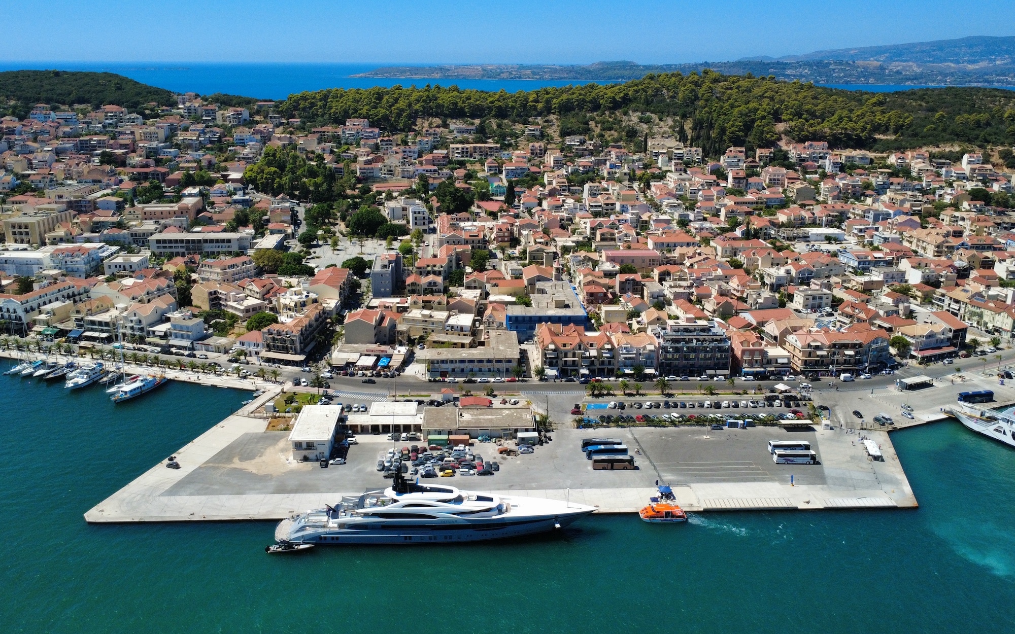Argostoli Prime Central Building – Exceptional Redevelopment Opportunity