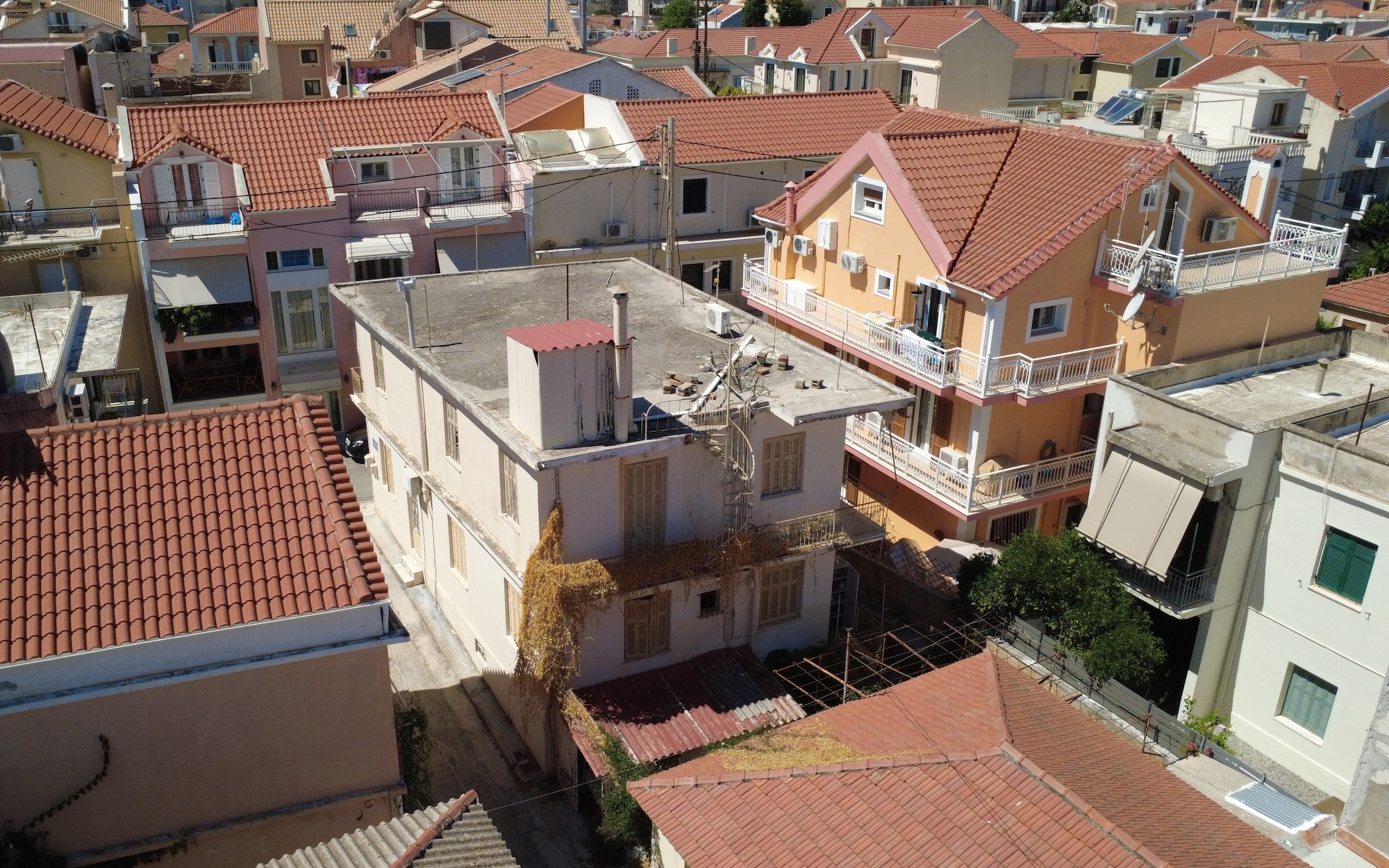 Argostoli Prime Central Building – Exceptional Redevelopment Opportunity