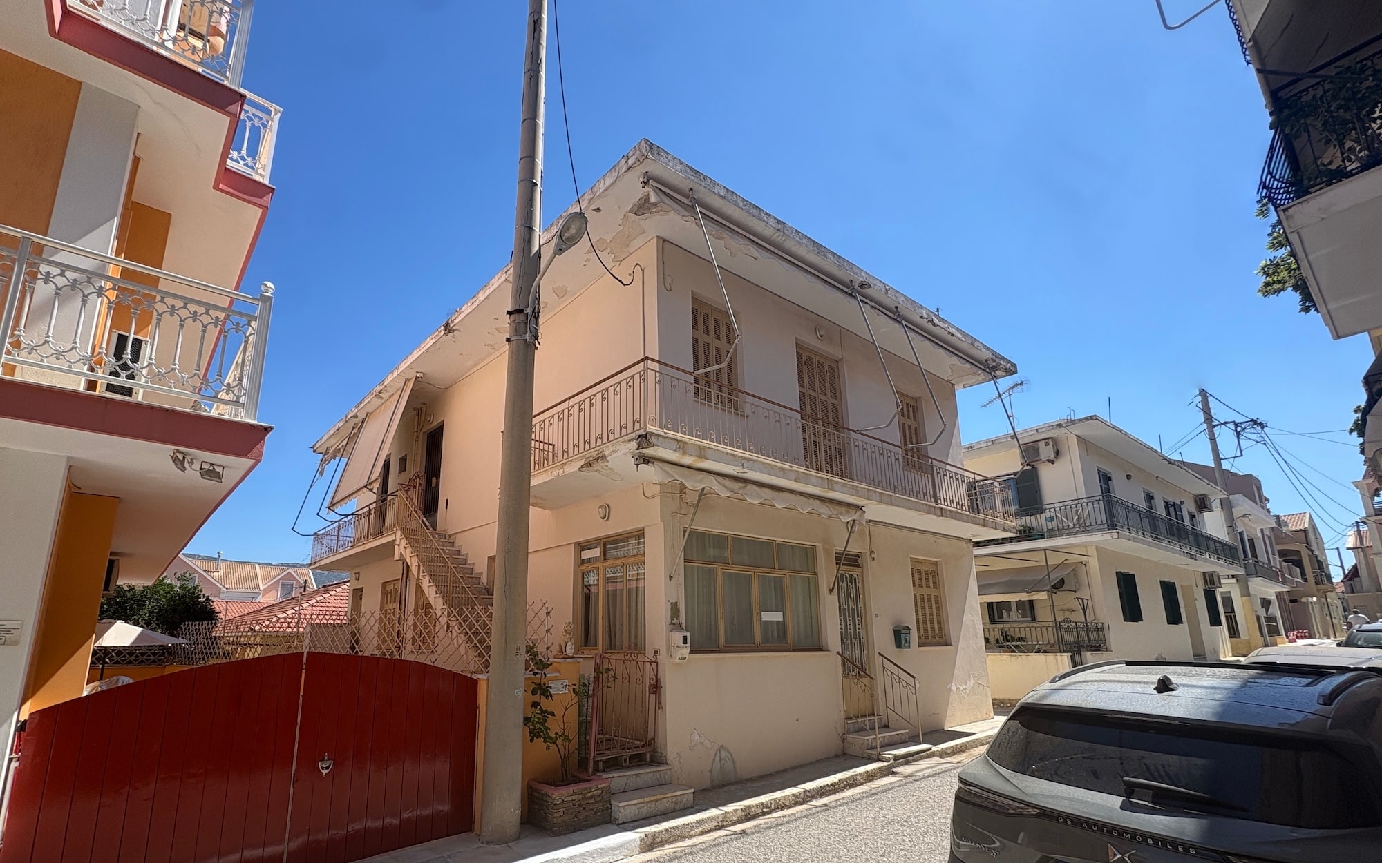Argostoli Prime Central Building – Exceptional Redevelopment Opportunity