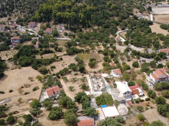 Faraklata Olive Grove, Vineyard & Historic Stone Building