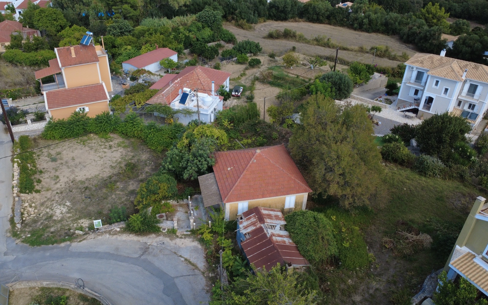 Korianna Charming Cottage And Generous Village Plot