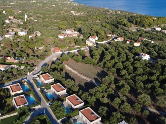 Pessada Exclusive Collection of 6 Luxury Villas
