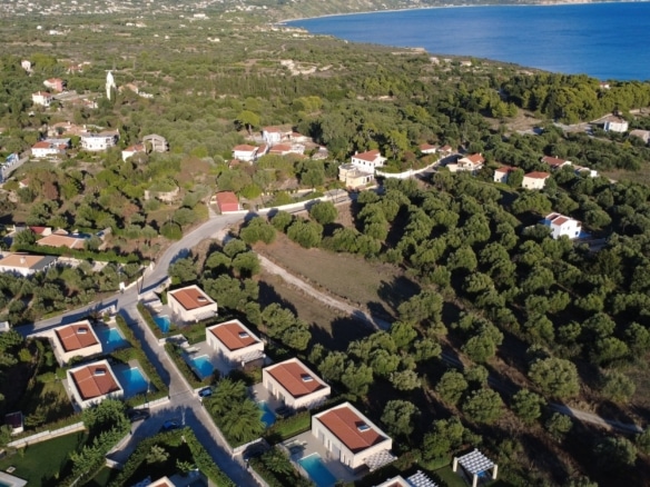 Pessada Exclusive Collection of 6 Luxury Villas